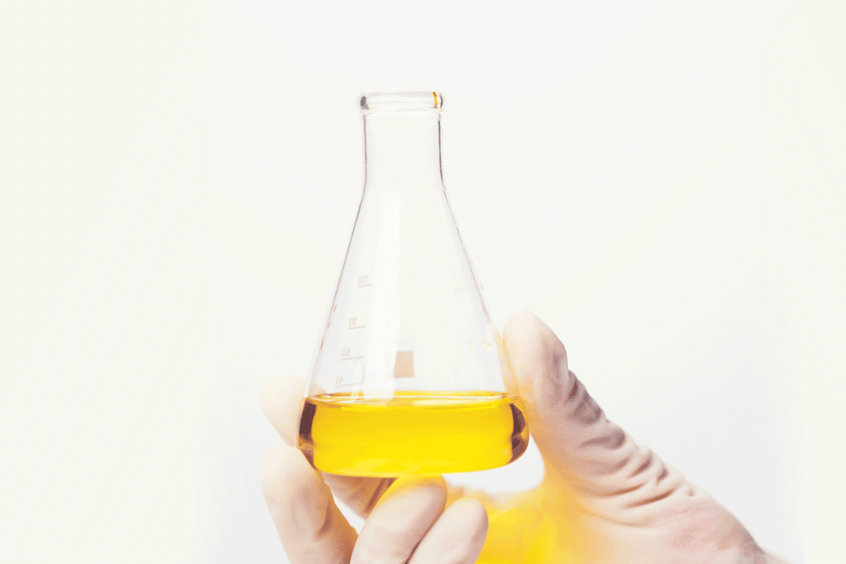 Beak of HNO3 for is nitric acid flammable